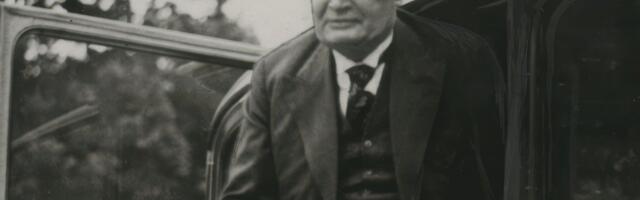 President Pätsi autojuhi 35 aastat avaldamist oodanud lood. „Ükskord oli Päts äkitselt kadunud“