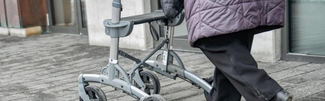 ГРОШІ ДЛЯ ОТРИМАННЯ? Росія надає пенсію лише окремим ветеранам війни, інші пенсіонери все ще чекають.