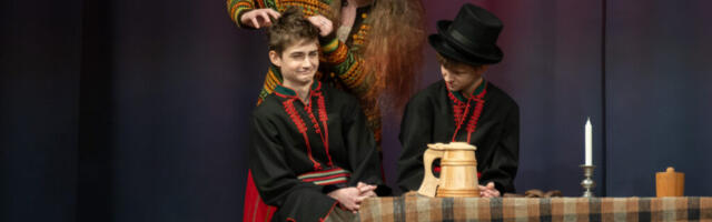 GALERII | Hiiumaa koolide õpilased pääsesid riiklikule kooliteatrite festivalile