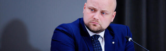 Elektriautod segavad ühistransporti, aga pereautod mitte? Abilinnapea Kristjan Järvan selgitab kahte vastuolulist ettepanekut