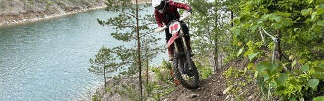Aherainemägedes toimus motoenduro võistlus