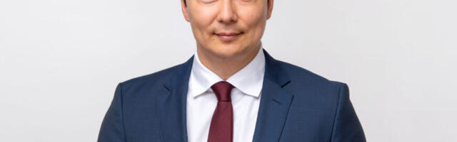 Tallinna volikogu valis esimeheks Mihhail Kõlvarti