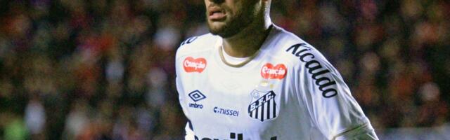 Neymar läks meeskonnakaaslasele treeningul kallale