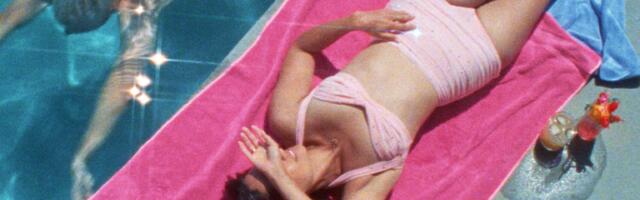 Arvustus. "Fucktoys" on eneseirooniast kantud popkultuuriline kollaaž