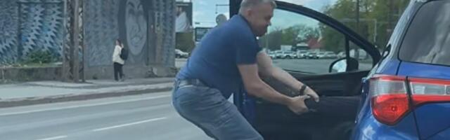 VIDEO | Politsei uurib Tallinnas toimunud juhtumit, kus autojuht üritas teist juhti jalgupidi sõidukist välja tirida