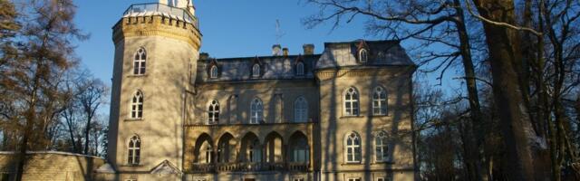 Klient tasus pulmapeoks Laitse lossis üle 2000 euro. Korraldaja tühistas peagi peo, aga raha ei tagastanud