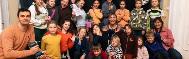 День шкільного театру Вірумаа приніс на сцену Антсла творчість, веселощі та володіння мистецтвом.