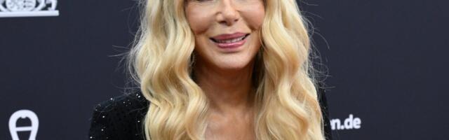 Ootamatu avastus! Cher sai emotsionaalse telefonikõne ajal teada, et tal on salajane teismeline lapselaps