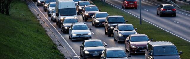 Luminor: autoliising kogub taas hoogu, uute asemel valitakse kasutatud autod
