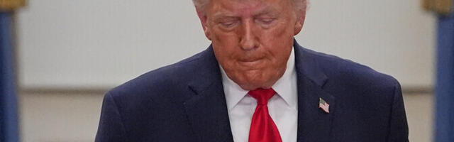 Trump: natukese lisaajaga suudame Hormuzi väina avada