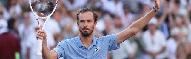 Medvedev peatas Indian Wellsis esireket Alcarazi