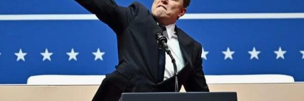 MEEDIAVALVUR: Elon Musk varjab Venemaa sõjakuritegusid