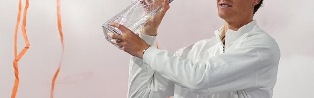 Jannik Sinner võitis Miami Mastersi ning tegi settigi kaotamata „päikselise duubli“