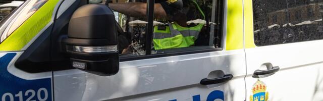 Rootsi mehele esitati süüdistus oma naise kupeldamises 120 mehele