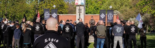 DELFI UNGARIS | Käisime paremäärmuslaste marssi vaatamas. Härjakaelaga mehed muutusid ruttu vaenulikuks