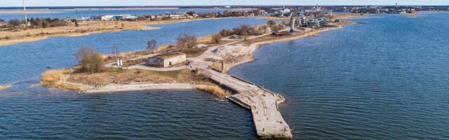 Scandium müüs Marienholmi poolsaare tipu Viktor Siilatsile, kes ehitab oma kolmanda sadama