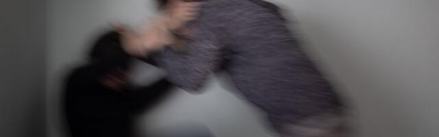 У барі в Йыхві чоловік вкусив кусок з носа іншого, потерпілого доставлено до лікарні.