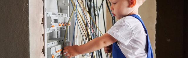 7aastane laps võib uue seaduse jõustumisel töötada 5–6 tundi päevas koolivälisel päeval ja 30 tundi nädalas vaheajal