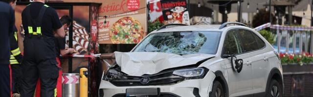 Leipzigis tappis jalakäijate hulka sõitnud autojuht kaks inimest