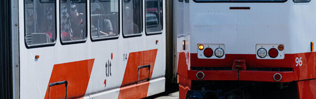 Tallinnas sai viis inimest kahe trammi kokkupõrkes kannatada