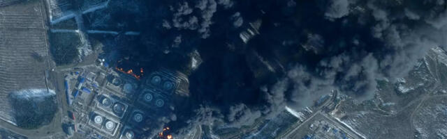 Soome lähedal tabamuse saanud Vene sadamast tõuseb paksu suitsu