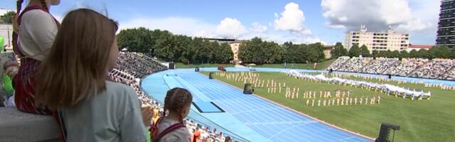 Tallinnas Kalevi staadionil algas Eestimaa võimlemispidu