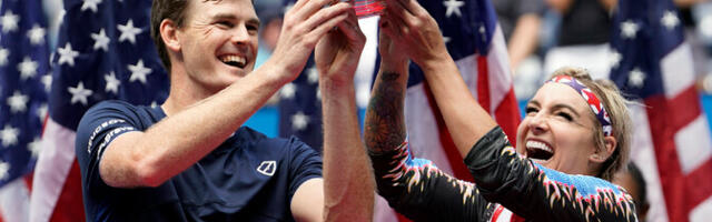 Esimese britina paarismängu esinumbriks tõusnud Murray lõpetas karjääri