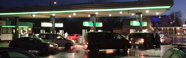 Halb üllatus enne palgapäeva. Tanklas makstes ei vabanenud paljude klientide broneeringud