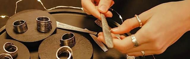 Õpilasfirmade jõululaat toob Tartu Kaubamajja rekordarvu ettevõtlikke noori