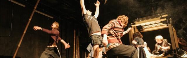 Arvustus. Päikeseplahvatus, triikraua-aur ja inimlik soojus