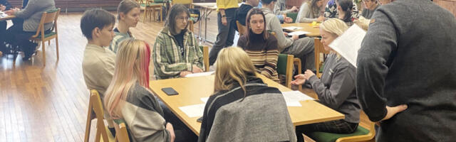 PÕLVAMAA NOORTE ROHEHÄKATONIL OTSITI LAHENDUSI TOIDURAISKAMISELE JA KORDUVKASUTUSELE