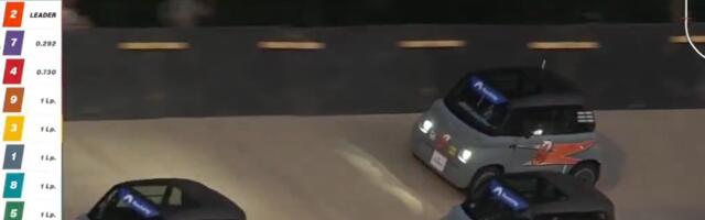 DELFI VOOG | Video_ Prantsusmaal peeti pisikeste mopeedautode võidusõit