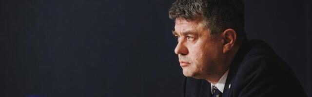 ПРОЦЕДУРА У ХОДІ! Головушу країни Урмаса Рейнсалу підозрюють у отриманні забороненої пожертви.