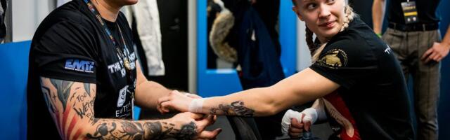 Taipoksija Sigrid Kapanen jäi kohtunike jagatud otsusega WBC-sarjas MM-tiitlita 