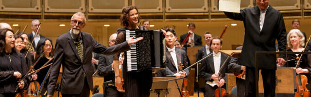 Ülevaade. Botastes ja kiledressides publik võttis Järvi ja Tüüri Chicagos soojalt vastu