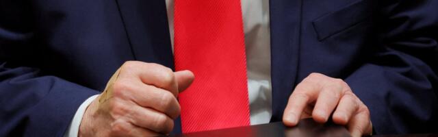 FOTOD | Silmatorkavad plaastrid! Trumpi käsi pälvis taas ohtralt tähelepanu