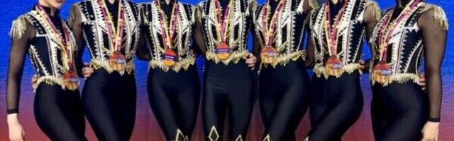 Eesti rühmvõimlejad jõudsid MK-etapil kolme hulka