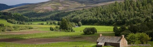 Autoralli MM-sari laieneb Šotimaale