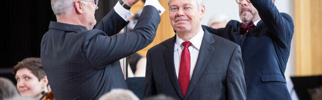 Galerii: Tallinna Ülikooli uus rektor astus ametisse