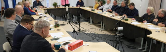 VAATA OTSE | Hiiumaa vallavolikogu istung 18. detsembril