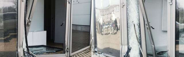 Сліди пограбування в центрі Улемісте ведуть за кордон.