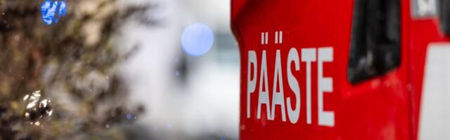 Pärnu linnas Kuldse Kodu tänaval põles aatriumi katus