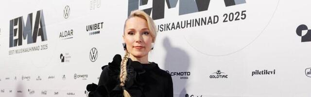 ФОТОУУДІС | Ленна підтримує колишнього улюбленця Рагнара Клавана на шляху до посади президента футбольної асоціації.