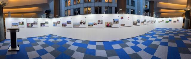 Rahvusvahelise Maailma koristuspäeva mõju fotonäitus avati Euroopa Parlamendis president Roberta Metsola osalusel