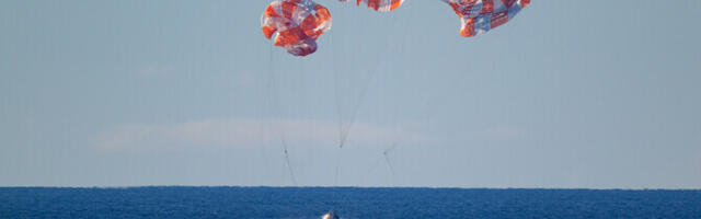 Kuu orbiidil käinud Artemis II missioon naasis Maale