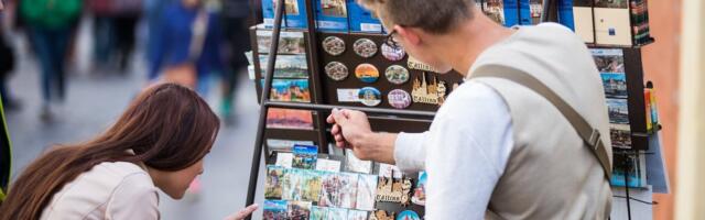 Valitsus lihtsustab alaealiste töötamise reegleid. Põhipuhkus ühtlustatakse täiskasvanute omaga