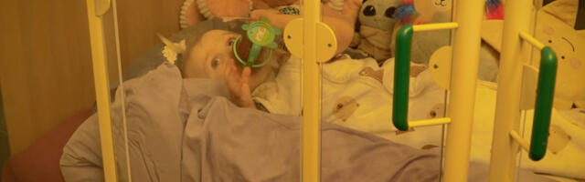 Фінське дитя на перший погляд здавалося здоровим, але потім виявилася важка хвороба. Мати відчуває страх особливо вночі.