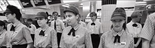 ФОТОД | Сьогодні, 30 років тому, McDonald’s прийшов до Естонії.