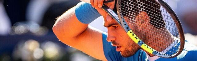 Alcaraz jättis vigastuse tõttu Barcelona turniiri pooleli