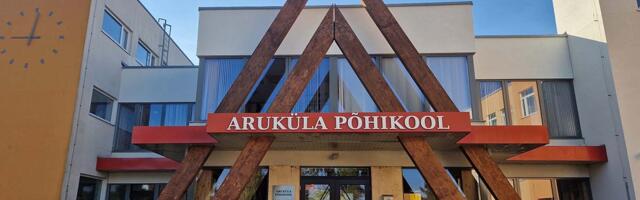 Riik­lik jä­re­le­val­ve nõuab Aru­kü­la koo­li prae­gus­te õpi­rüh­ma­de kao­ta­mist